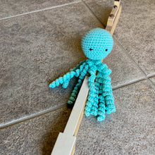 Load image into Gallery viewer, Amigurumi Octopus