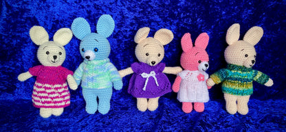 Amigurumi Bunny (with carry bag)