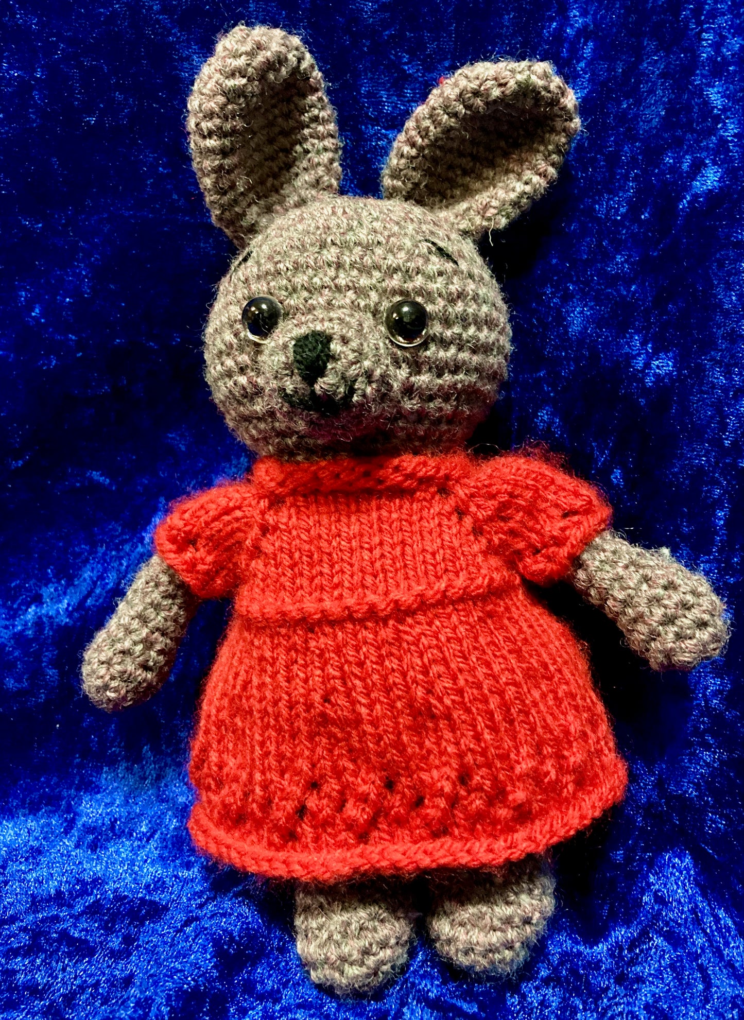 Amigurumi Bunny (with carry bag)
