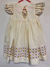 Load image into Gallery viewer, Cream Picture-Smocked Dress (Size 3)
